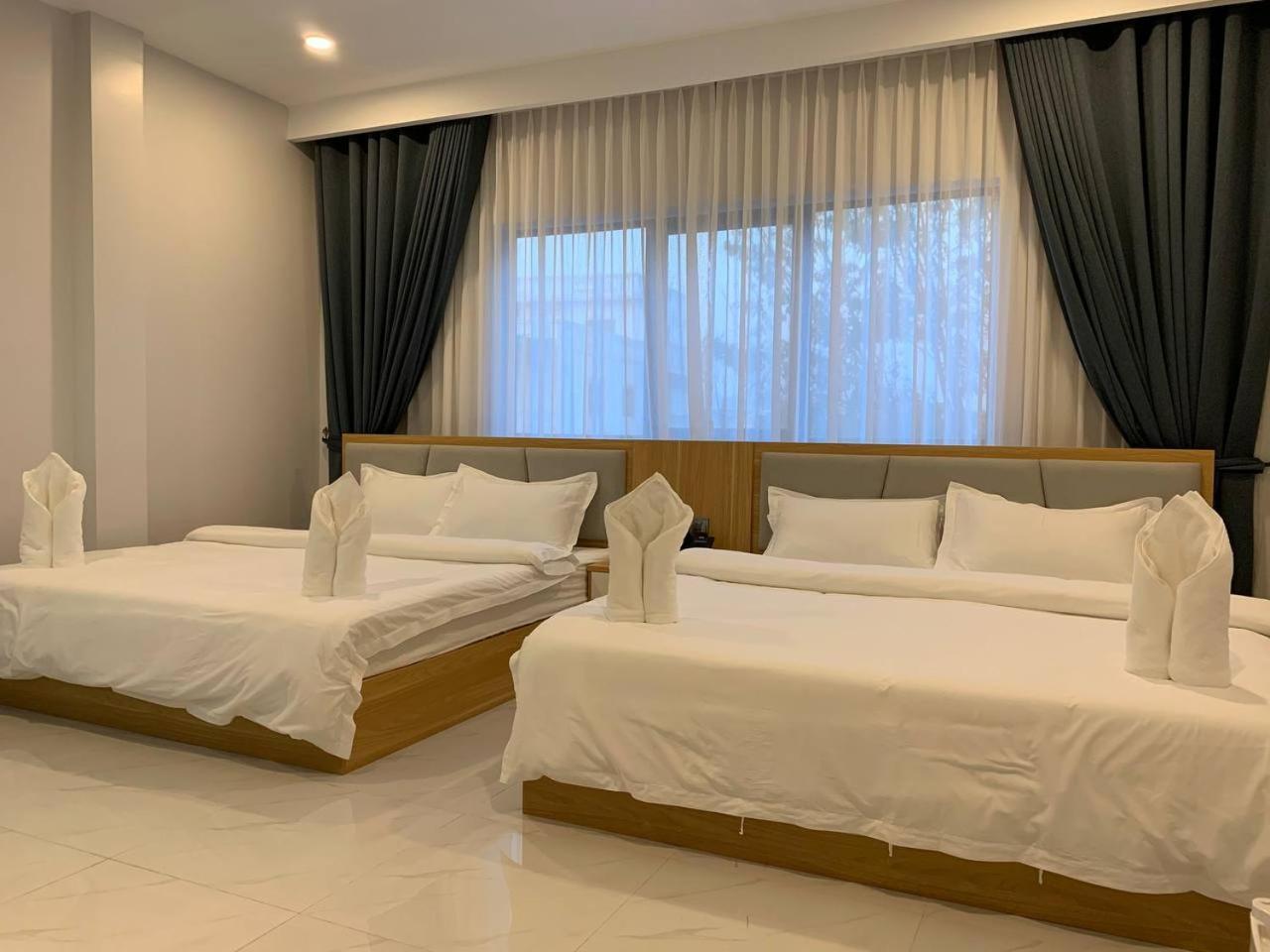 Nico'S Hotel And Skybar Siem Reap Exterior foto