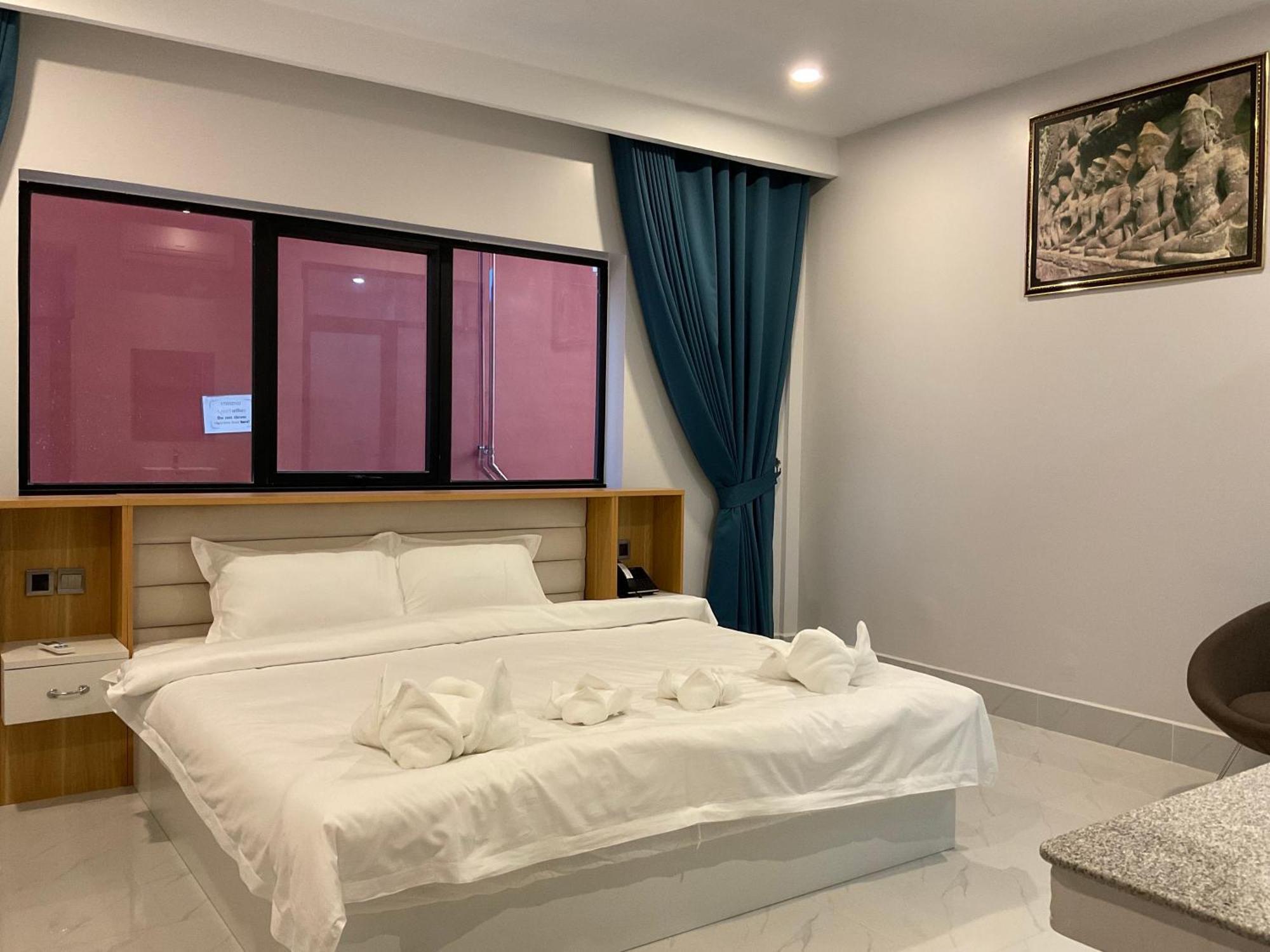 Nico'S Hotel And Skybar Siem Reap Exterior foto