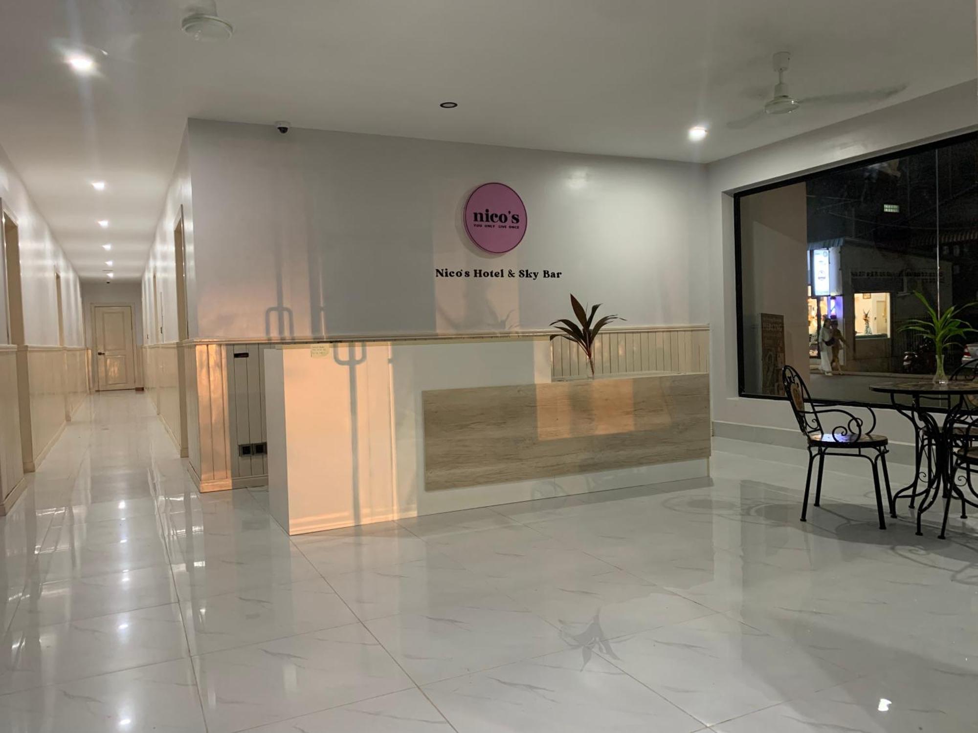 Nico'S Hotel And Skybar Siem Reap Exterior foto